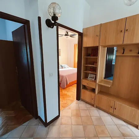 Nediljka - Dolac, Primošten