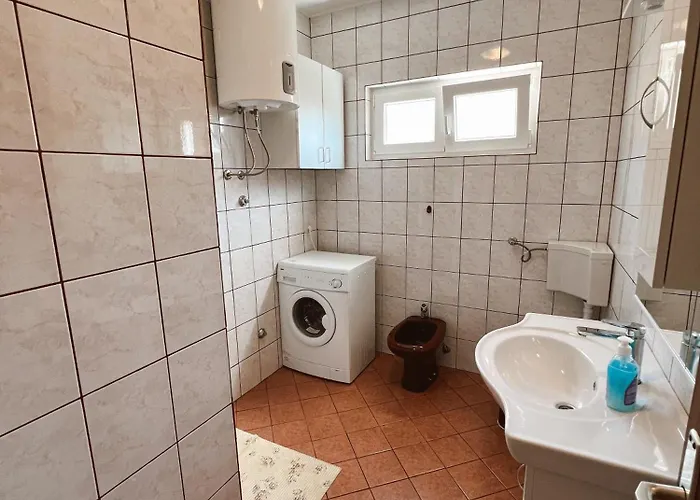 Nediljka - Dolac, Appartement Primošten