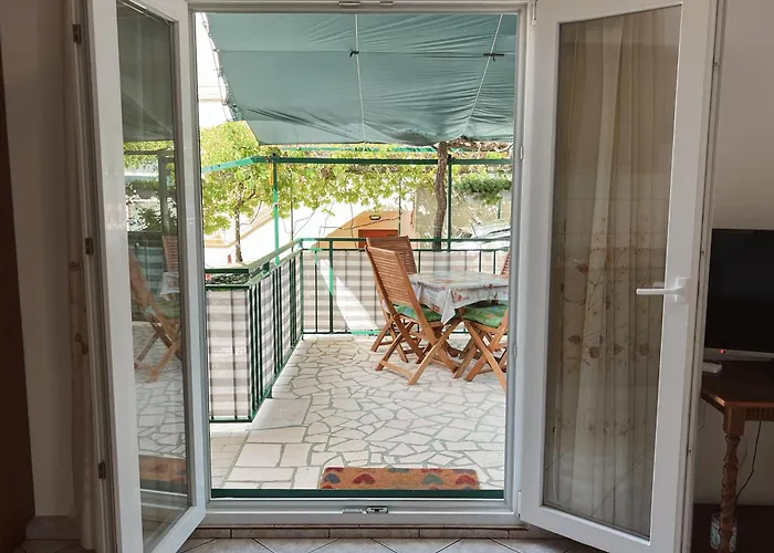 Nediljka - Dolac, Apartamento *