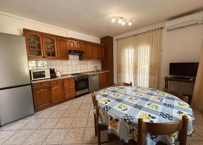 Nediljka - Dolac, Appartement Primošten