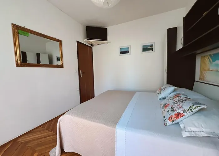 Nediljka - Dolac, Appartement