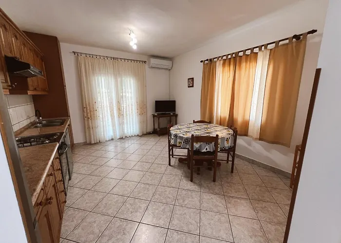 Nediljka - Dolac, Apartamento Primošten