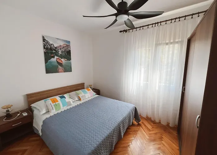 Nediljka - Dolac, Primošten