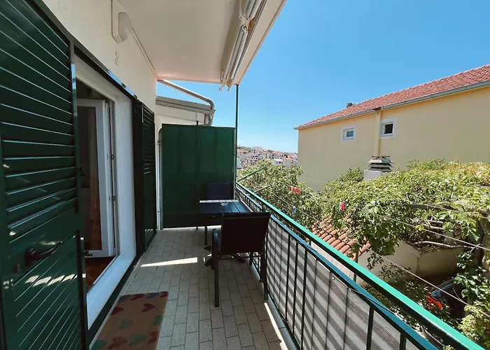 Nediljka - Dolac, Apartamento