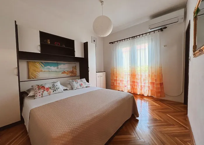 Nediljka - Dolac, Apartamento *